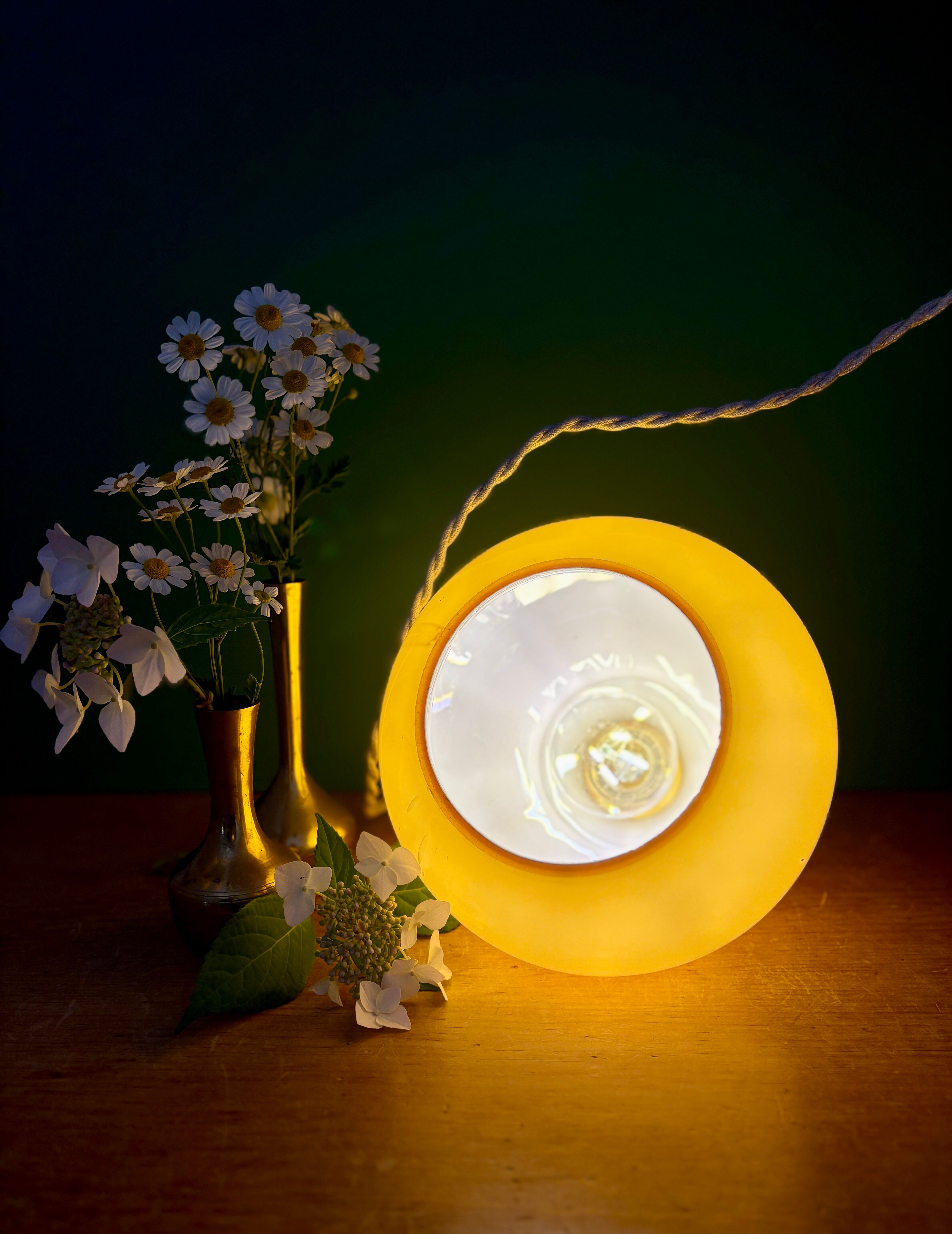 Vintage orange opaline suspension globe