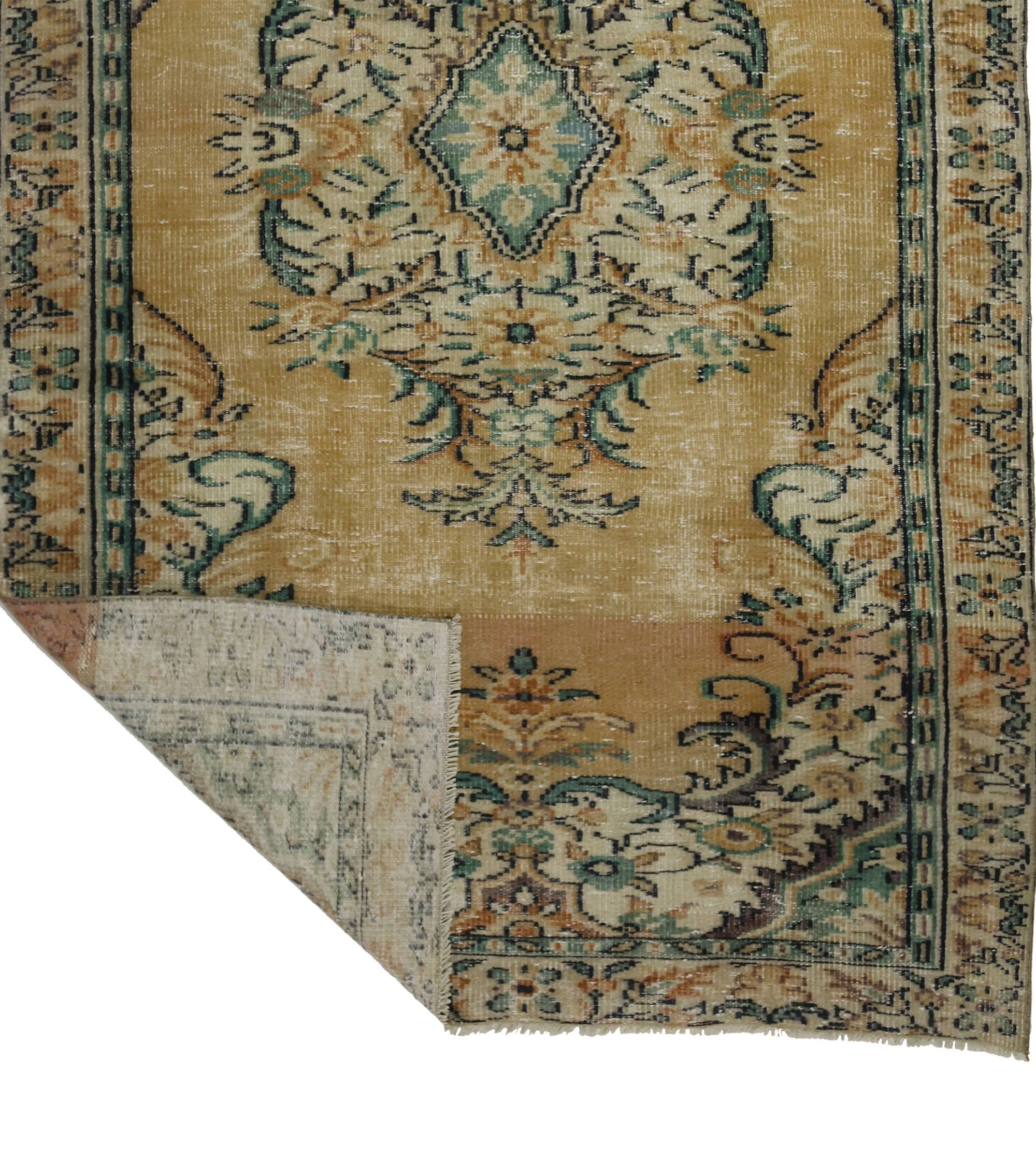Tapis turc anatolien vintage