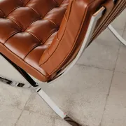 Barcelona chair in leather by Mies van der Rohe, Knoll International