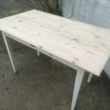 Farm table