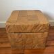 Pouf coffre cuir patchwork vintage circa 1960