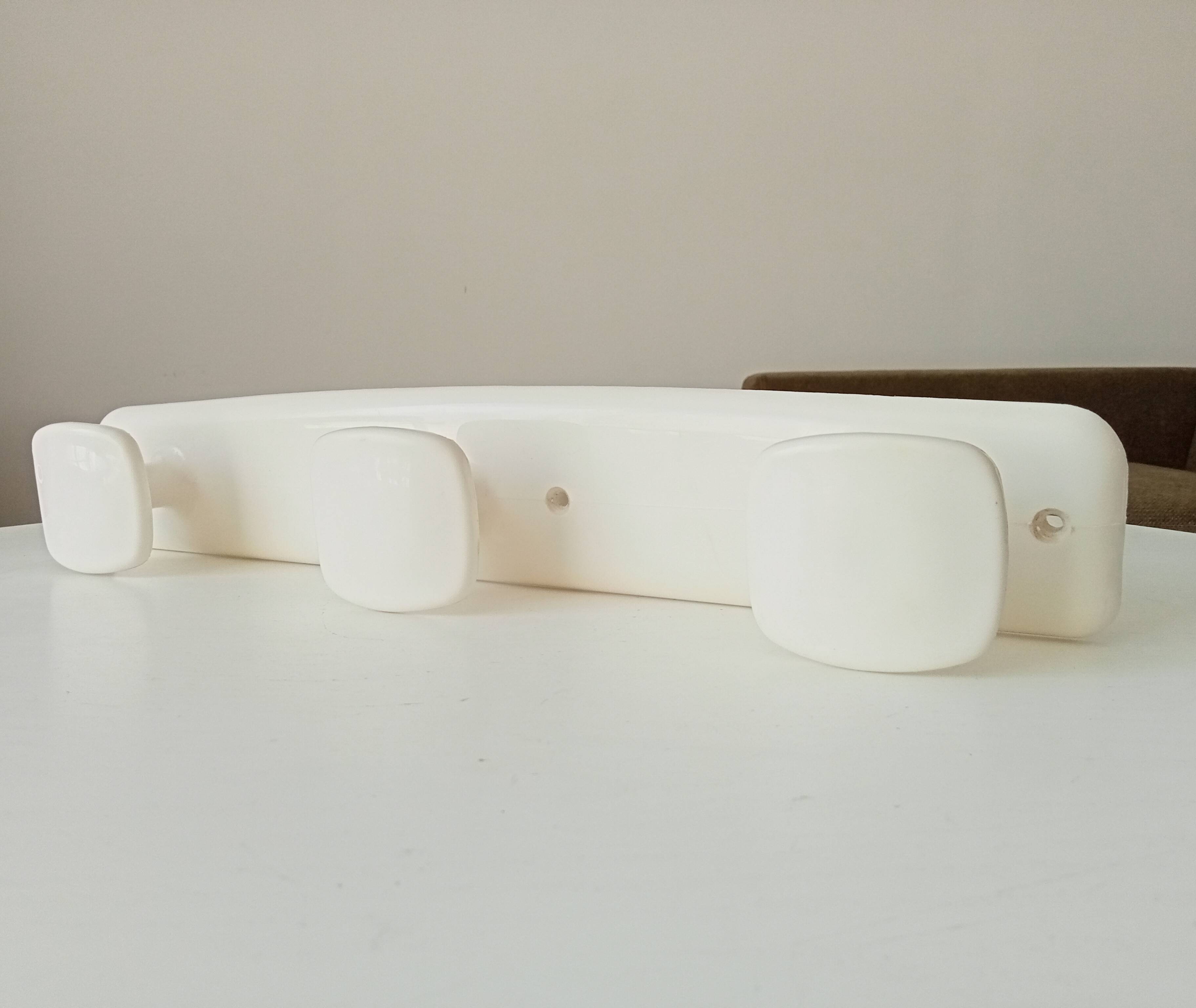 vintage wall coat rack 70s Syla