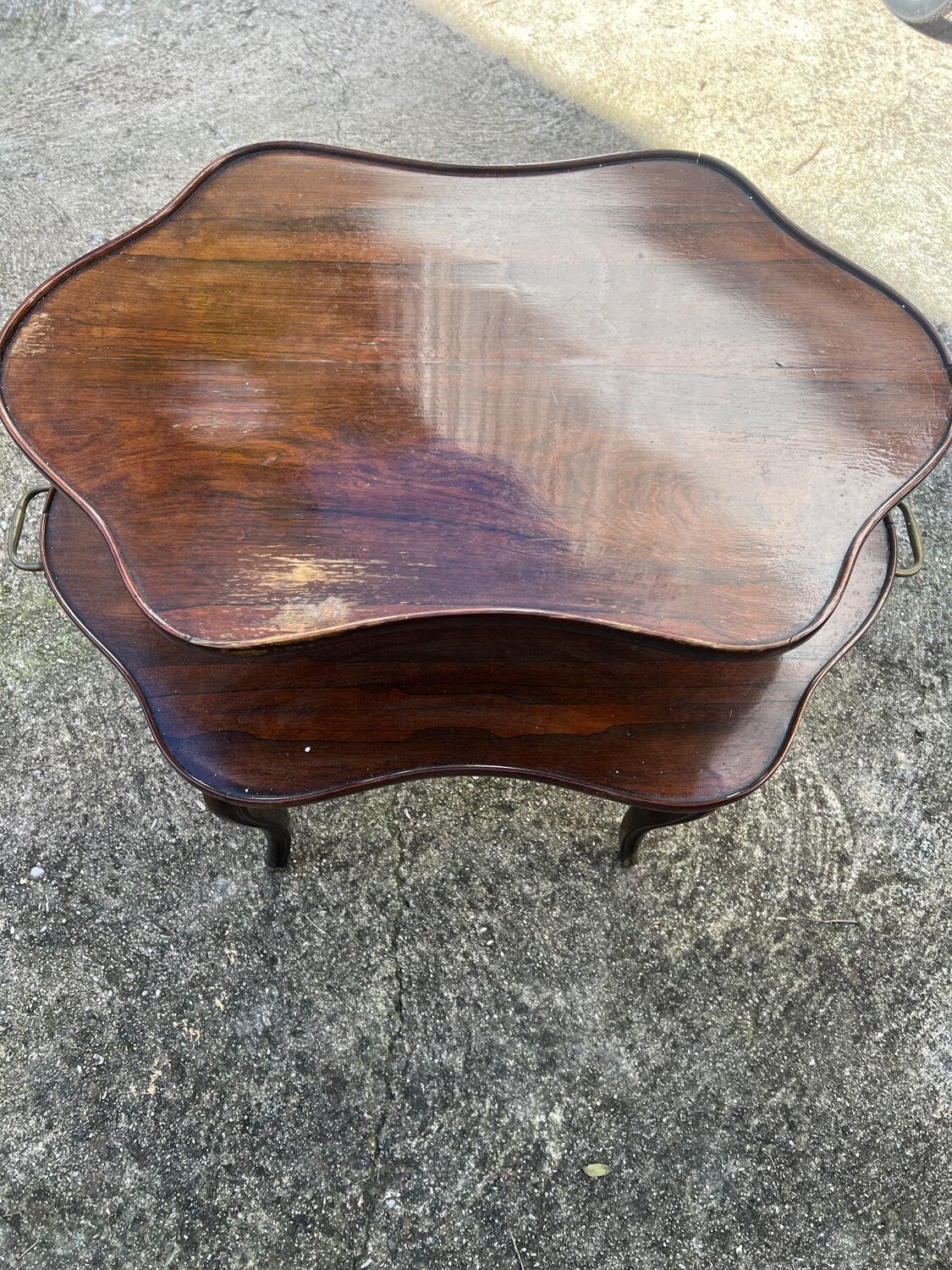 English tea serving table from the period.