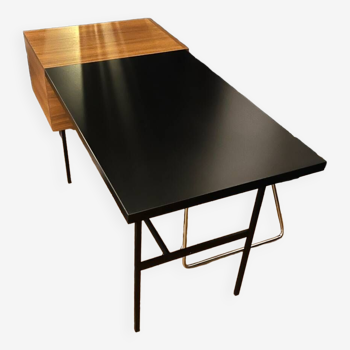 Bureau Cm 141 de Pierre Paulin pour Thonet en 1960