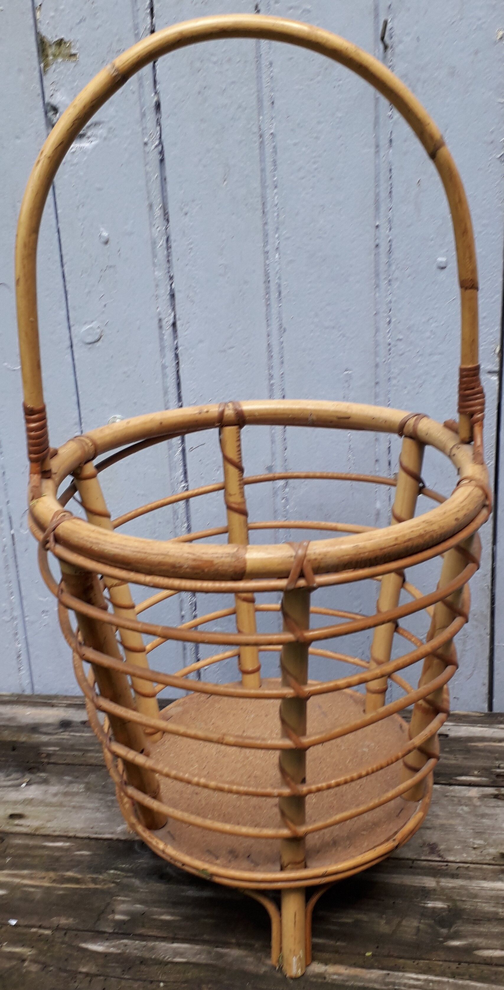 Rattan basket 60s