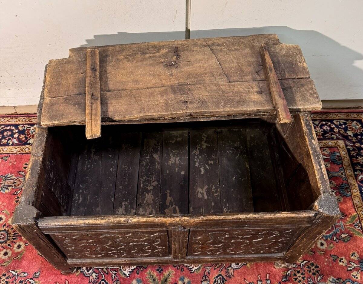 Asia 18th century: carved wooden chest