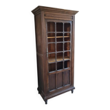 Parisian wardrobe - showcase spirit