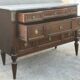Commode de style Louis XVI
