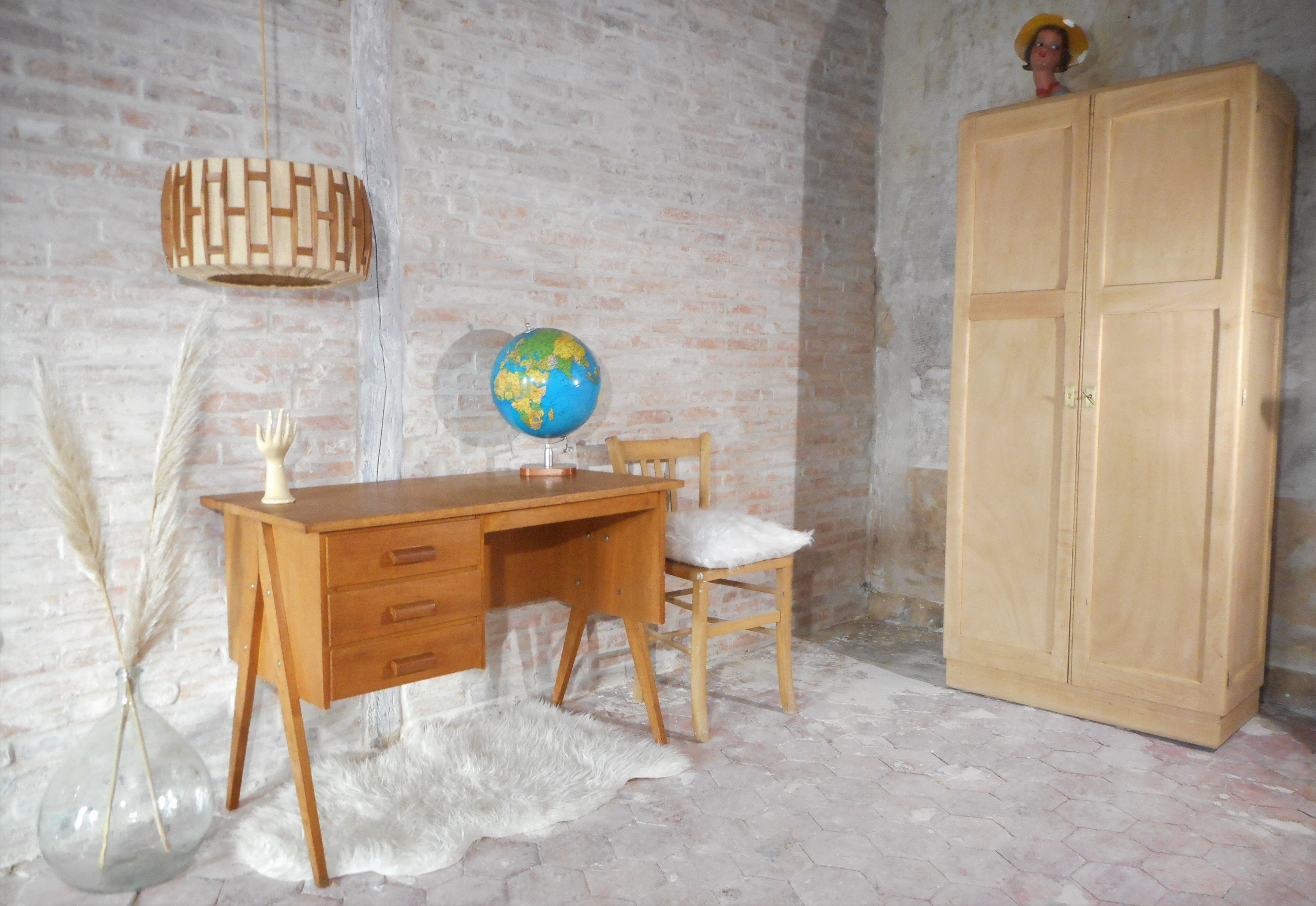 Bureau pieds compas