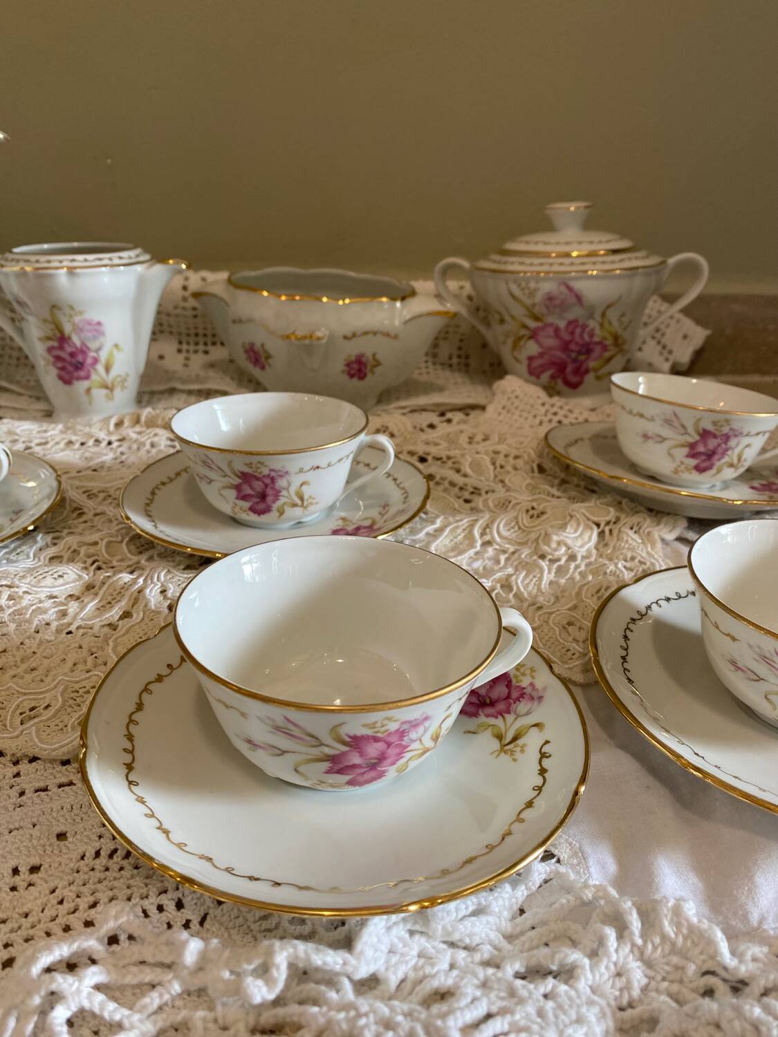 Porcelain coffee or tea service