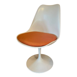 Chaise tulip par eero
