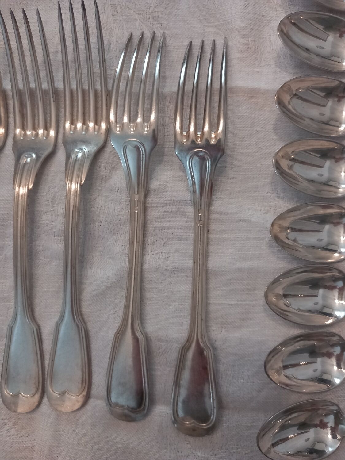 Cutlery set 37 pieces, silver metal