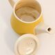 Théière Villeroy & Boch en porcelaine jaune et blanche