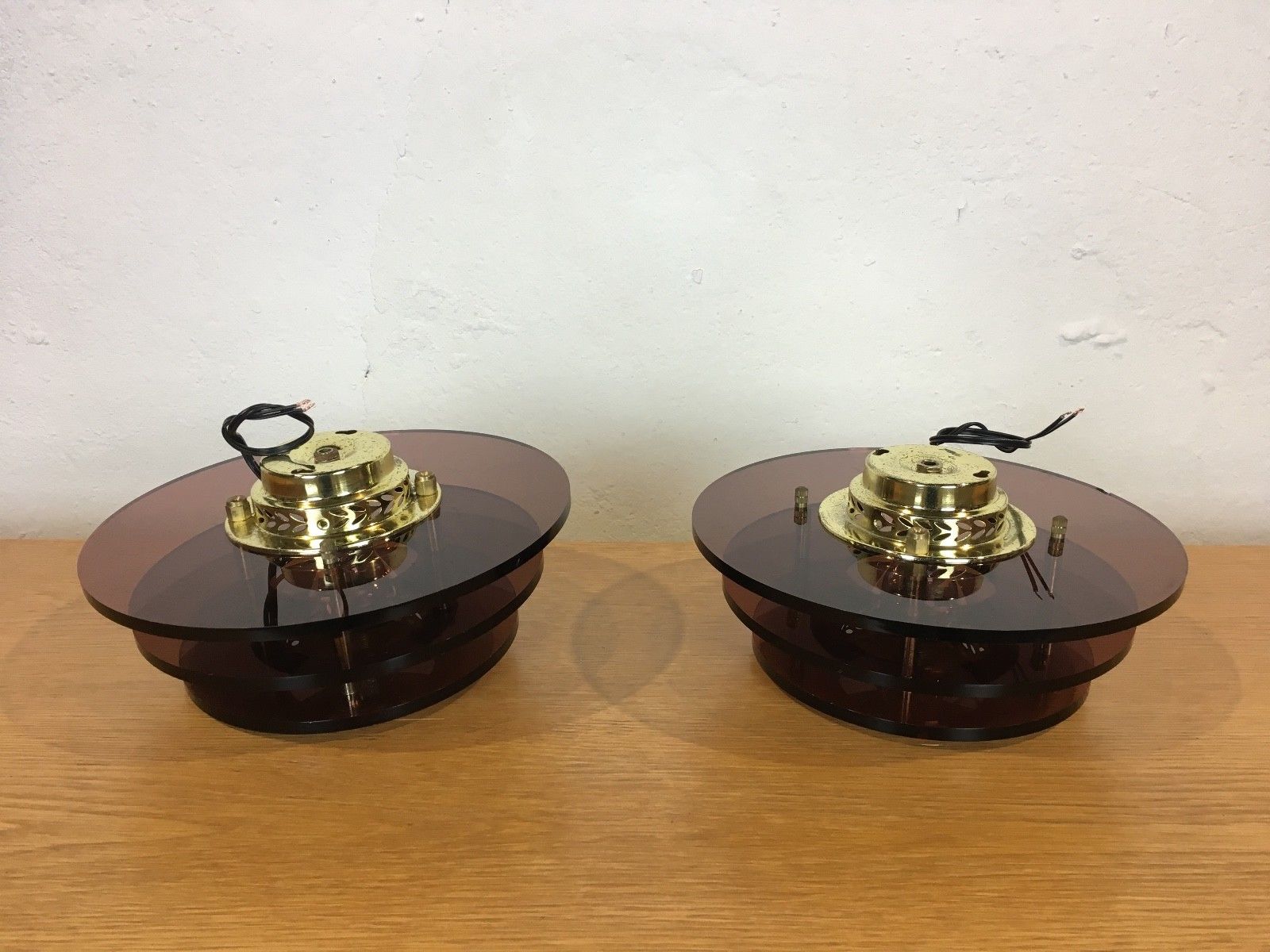 Pair of Lucite Fontana Arte wall lamp 1970 s