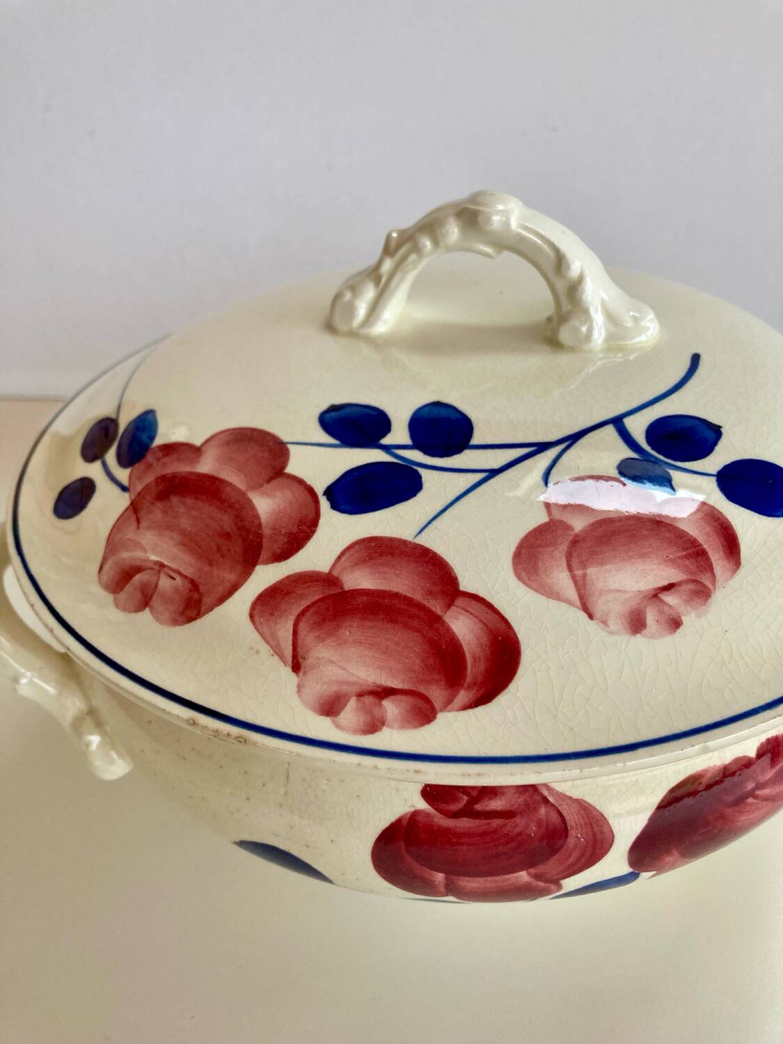Vegetable tureen signed HBCM Red Roses