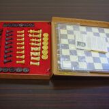 Made in Italy chessboard of the 1970s