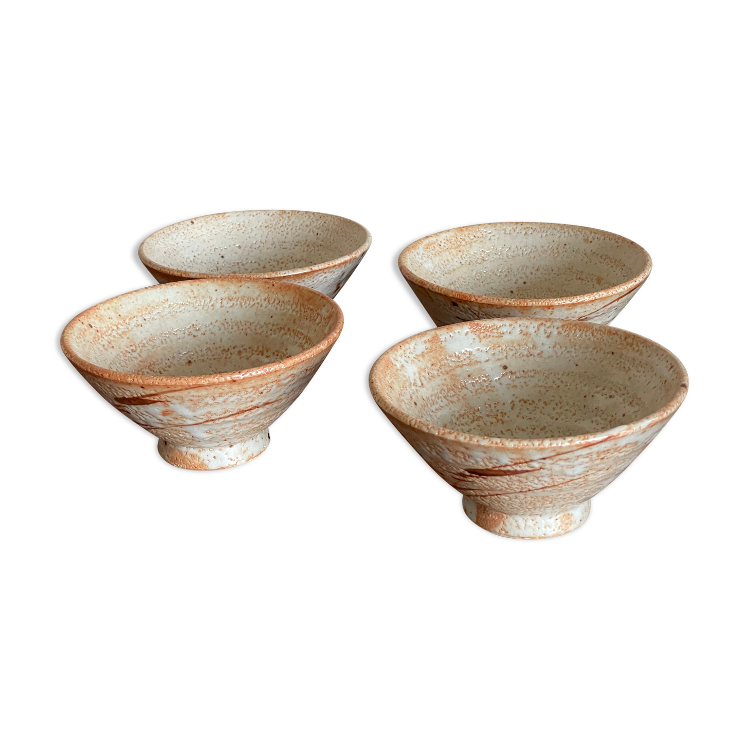 4 bowls in Japanese decoration stoneware