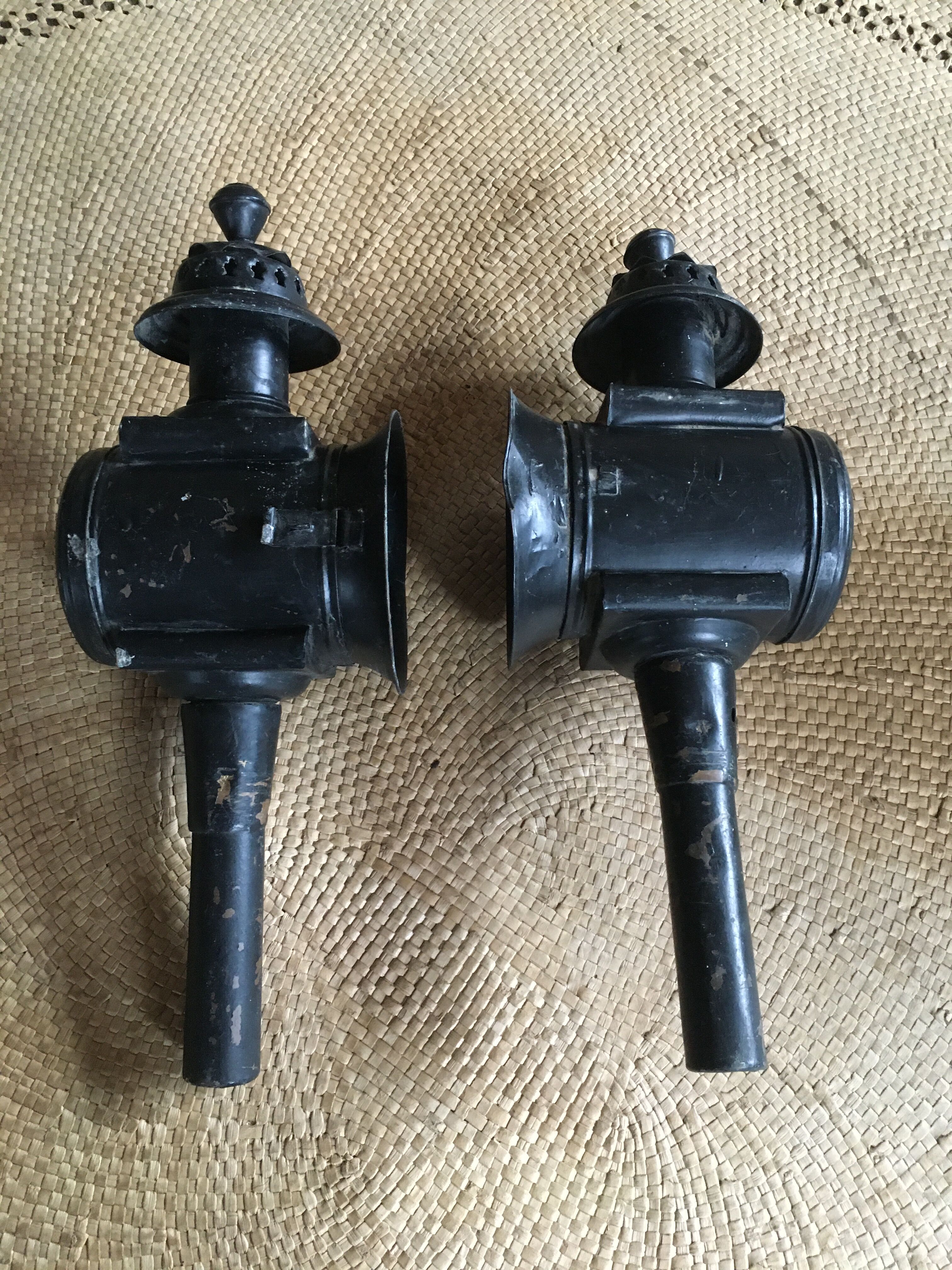 Pair of lanterns