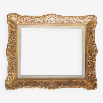 Old frame in wood and gilded stucco 27 x 35