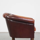 Correctly finished sheep leather club chair