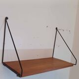 String style shelves