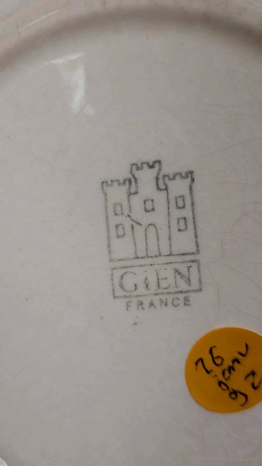 Antique Gien plate model Althéa
