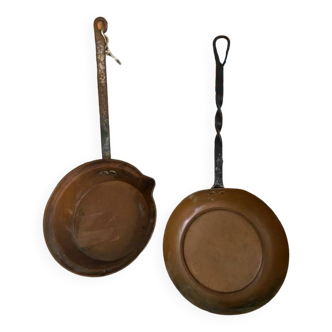 Set of decorative copper pans