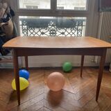 Scandinavian table
