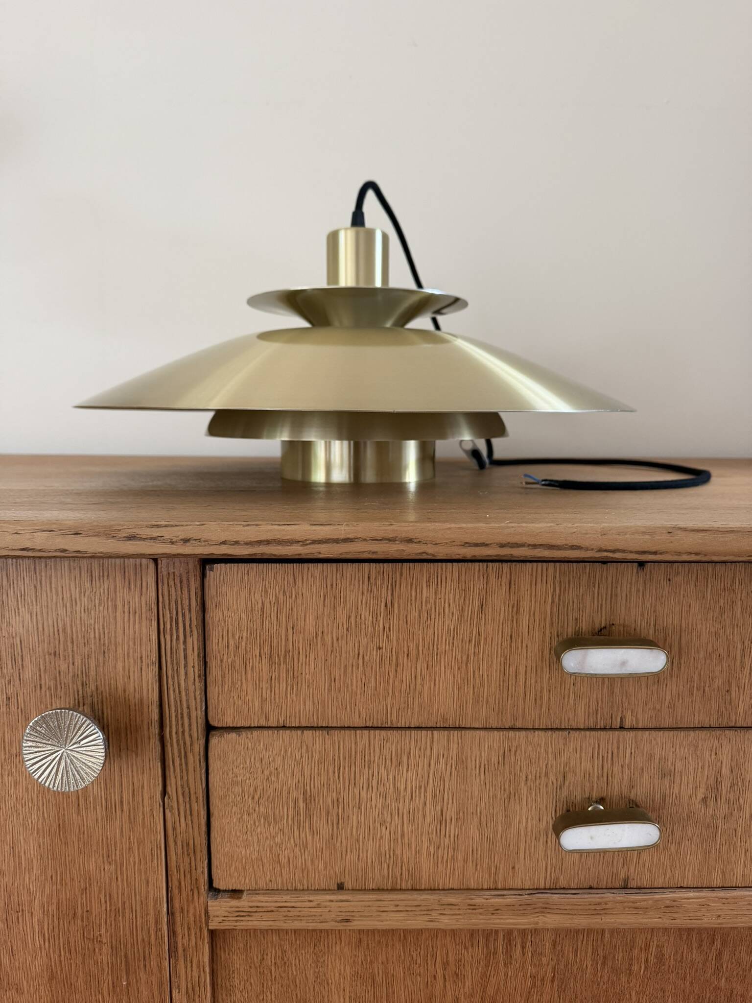 Vintage Frandsen 3012 in brass - Danish design lamp