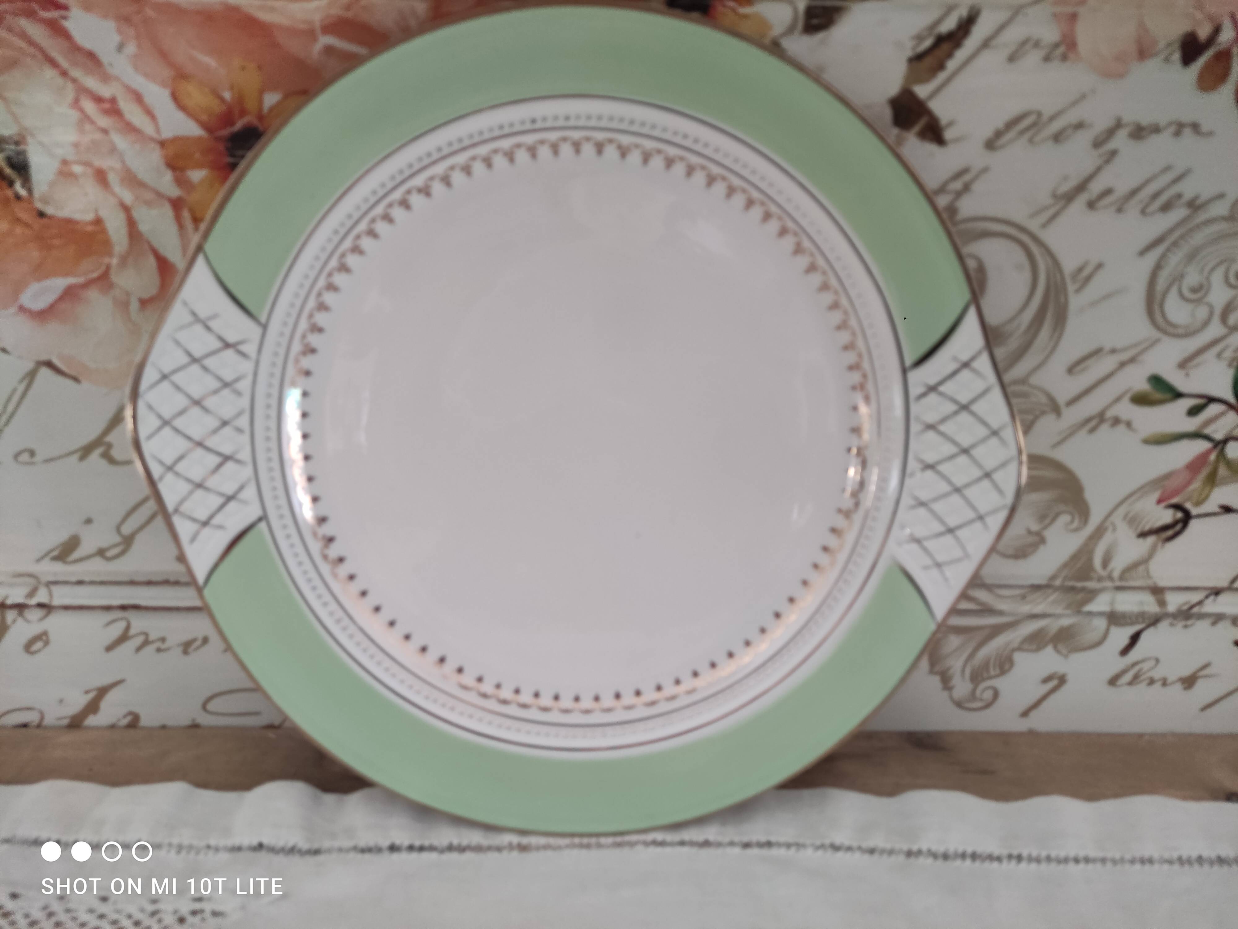 Pie dish with ears in water green and golden frieze l'Amandinoise