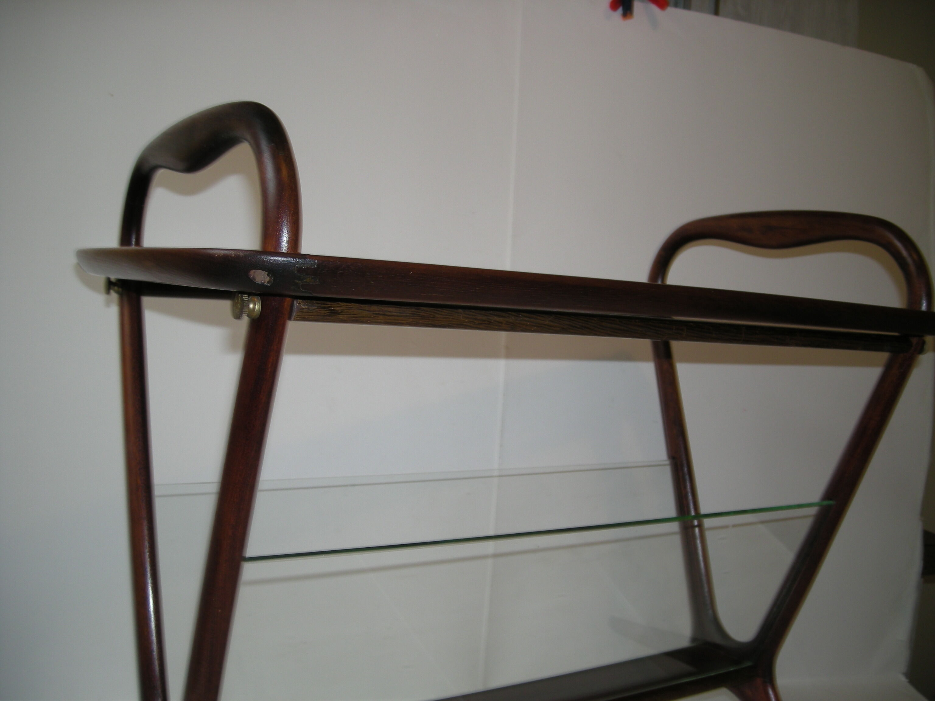 Side table; magazine holder Ico Parisi and Luisa - De Baggis from the 50s