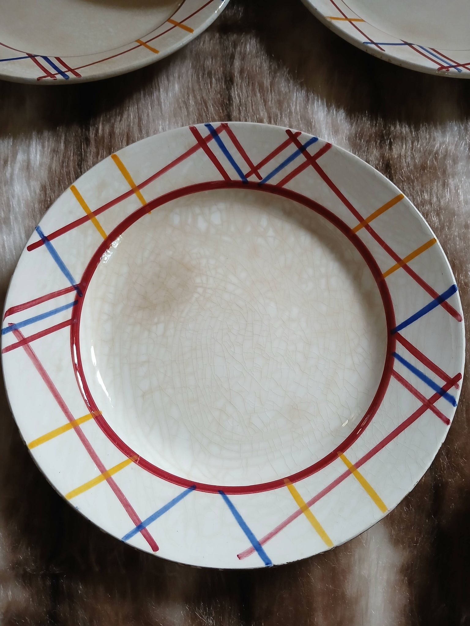 10 antique flat plates from Gien