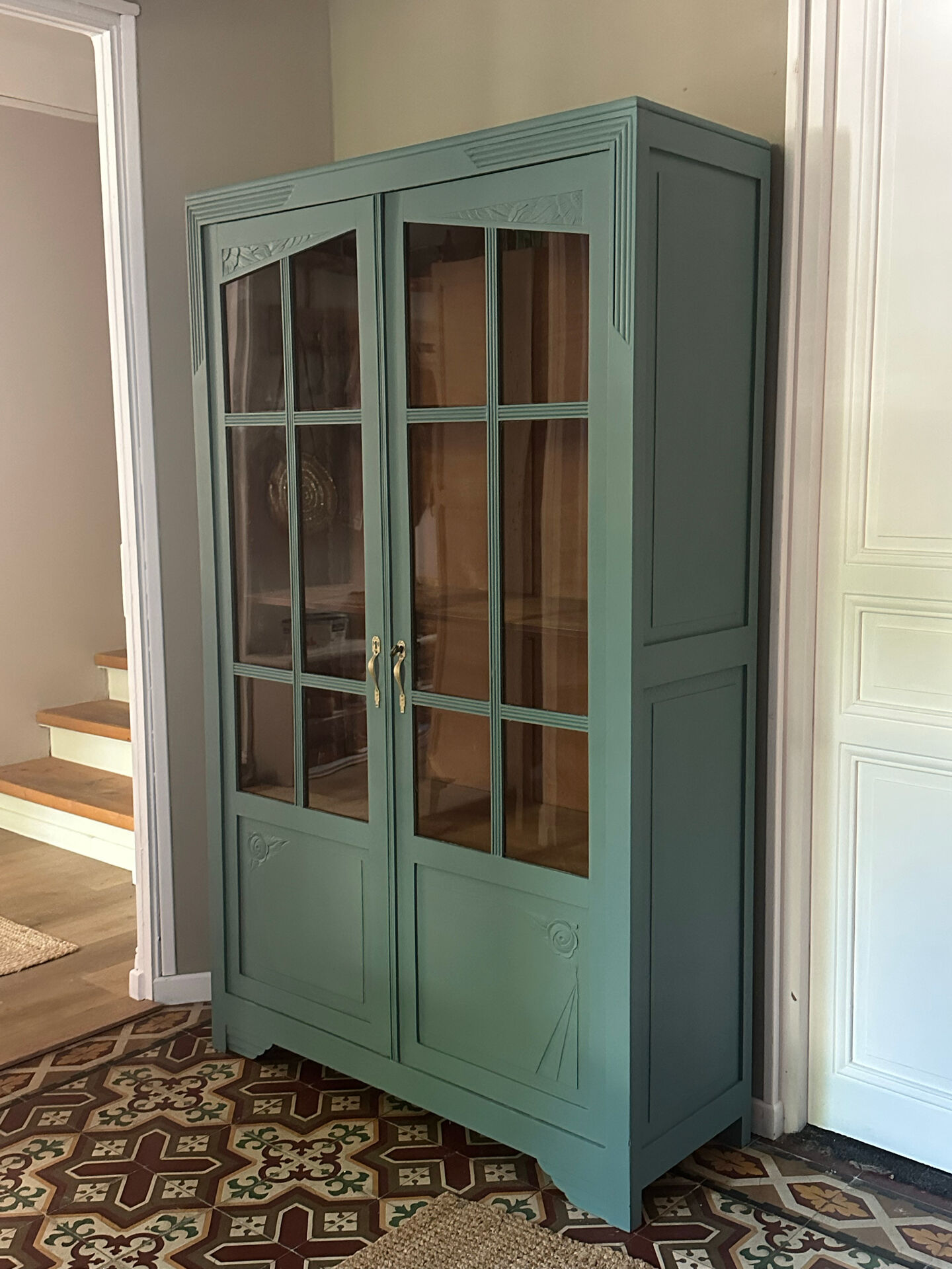 Art Deco display cabinet