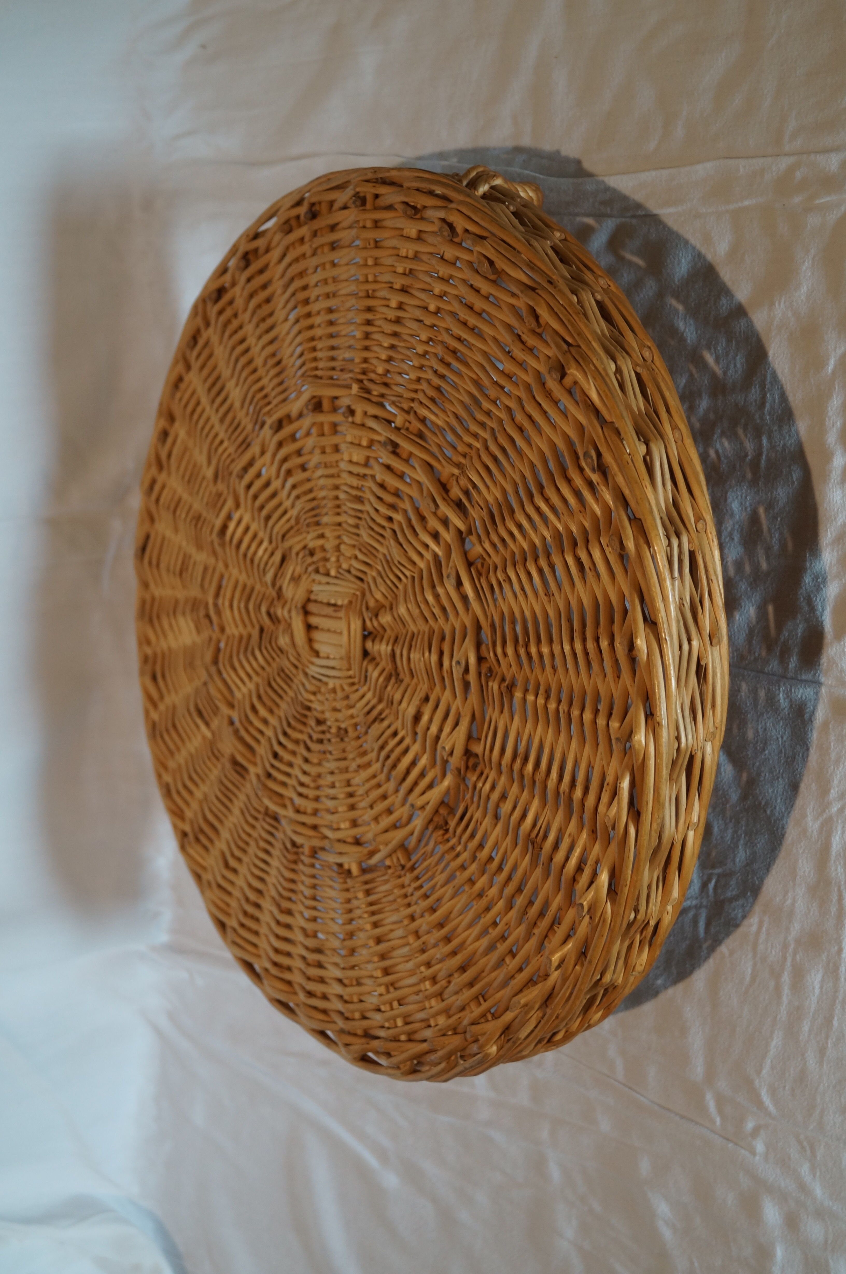 Bell wicker and his tray