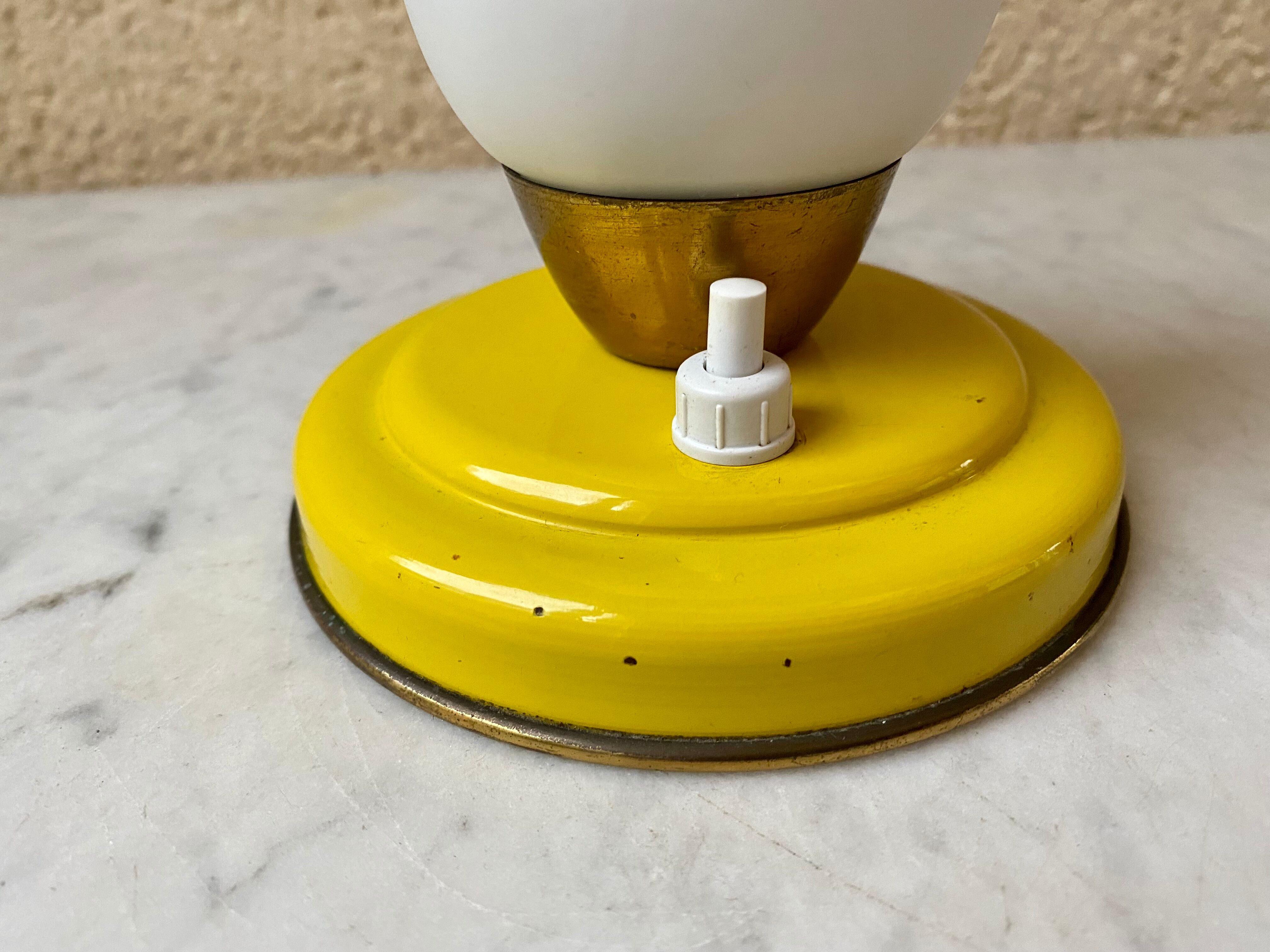 Bedside lamp vintage 60s tole enamelled opaline glass