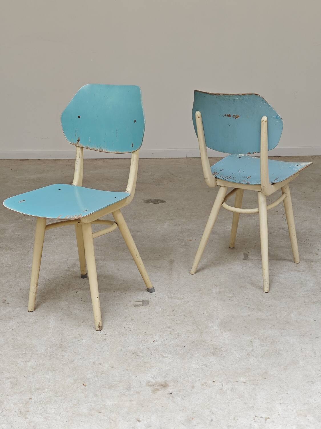 Set of 2 Czechoslovak chairs TON Bystrice Thonet White and Blue