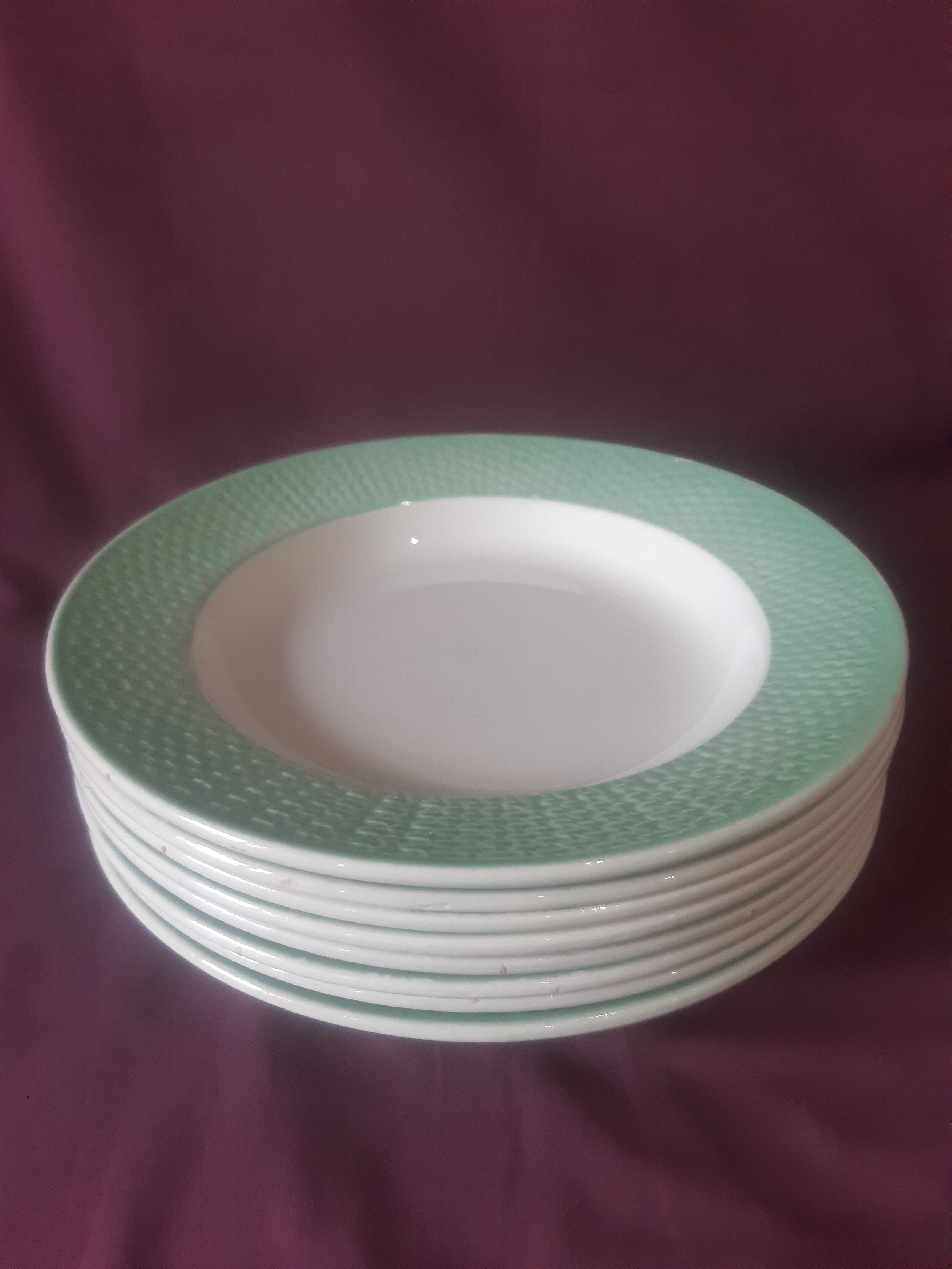 8 Digoin hollow plates