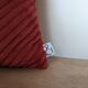Coussin velours côtelé chevron