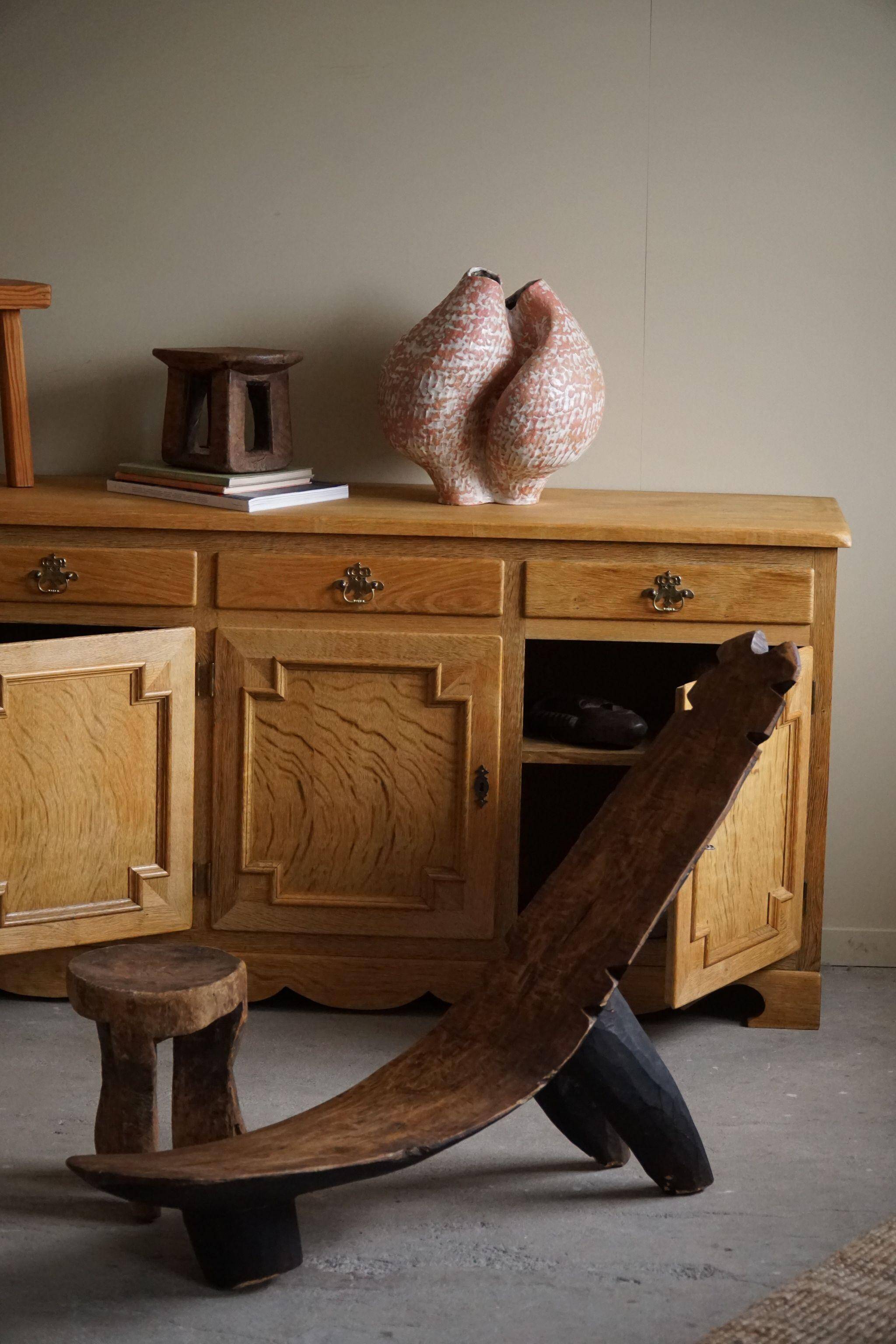 Rustic tribal Lobi chair from West Africa, Burkina Faso, Wabi Sabi, 1940s.