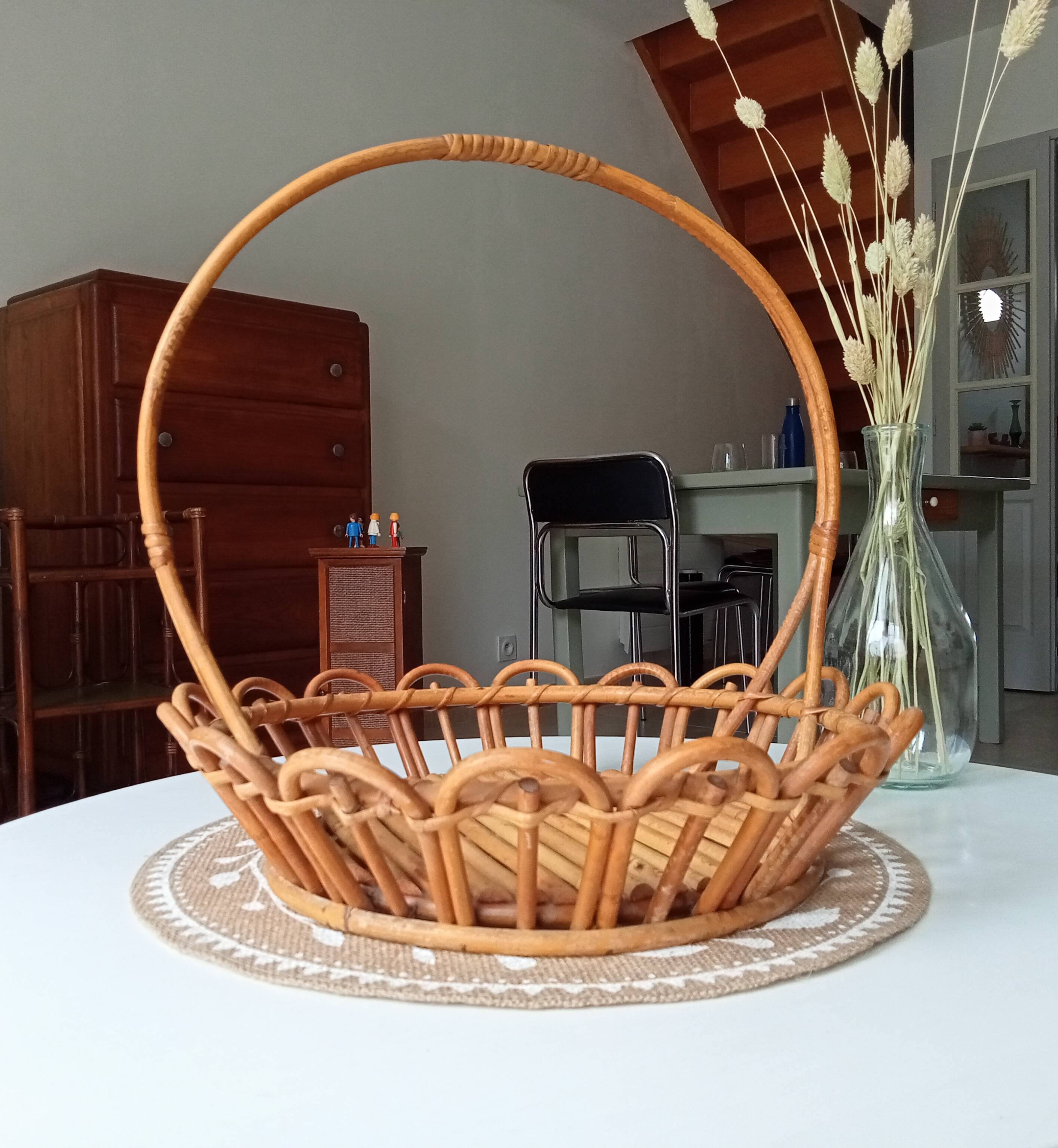 Vintage rattan basket 70s