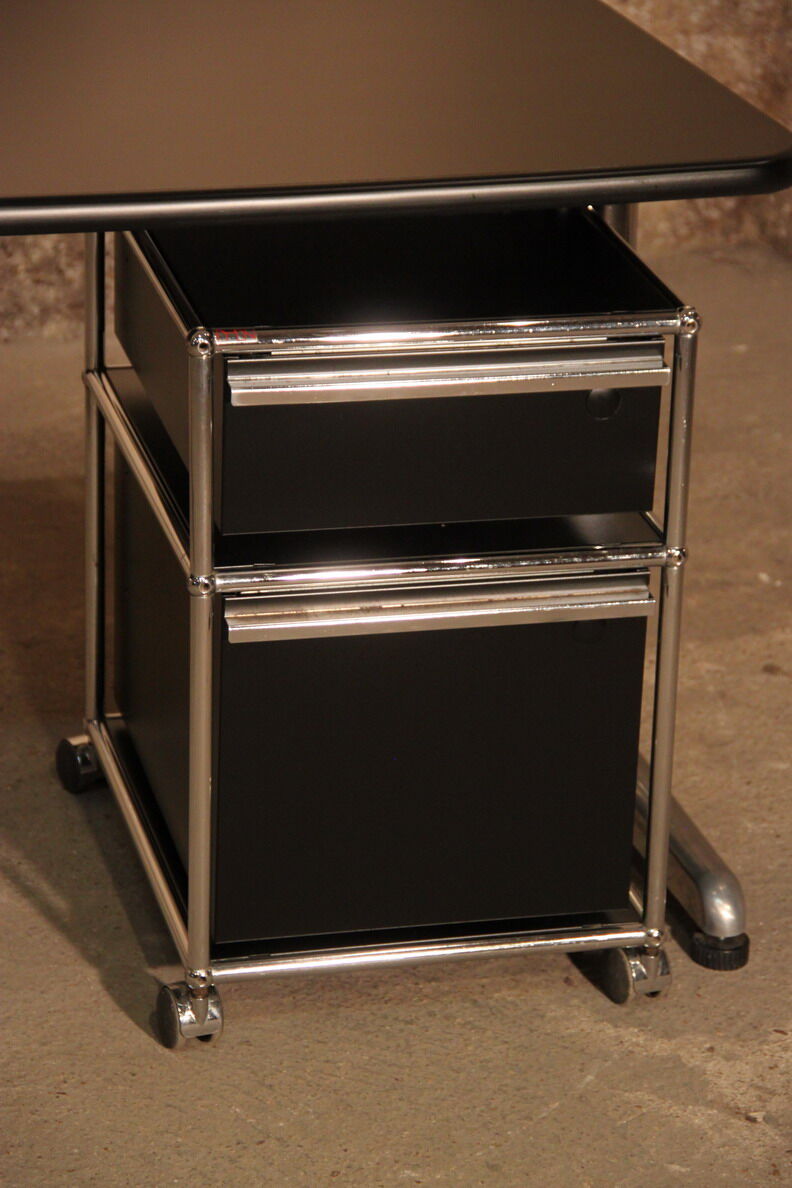 Office design and subwoofer usm haller