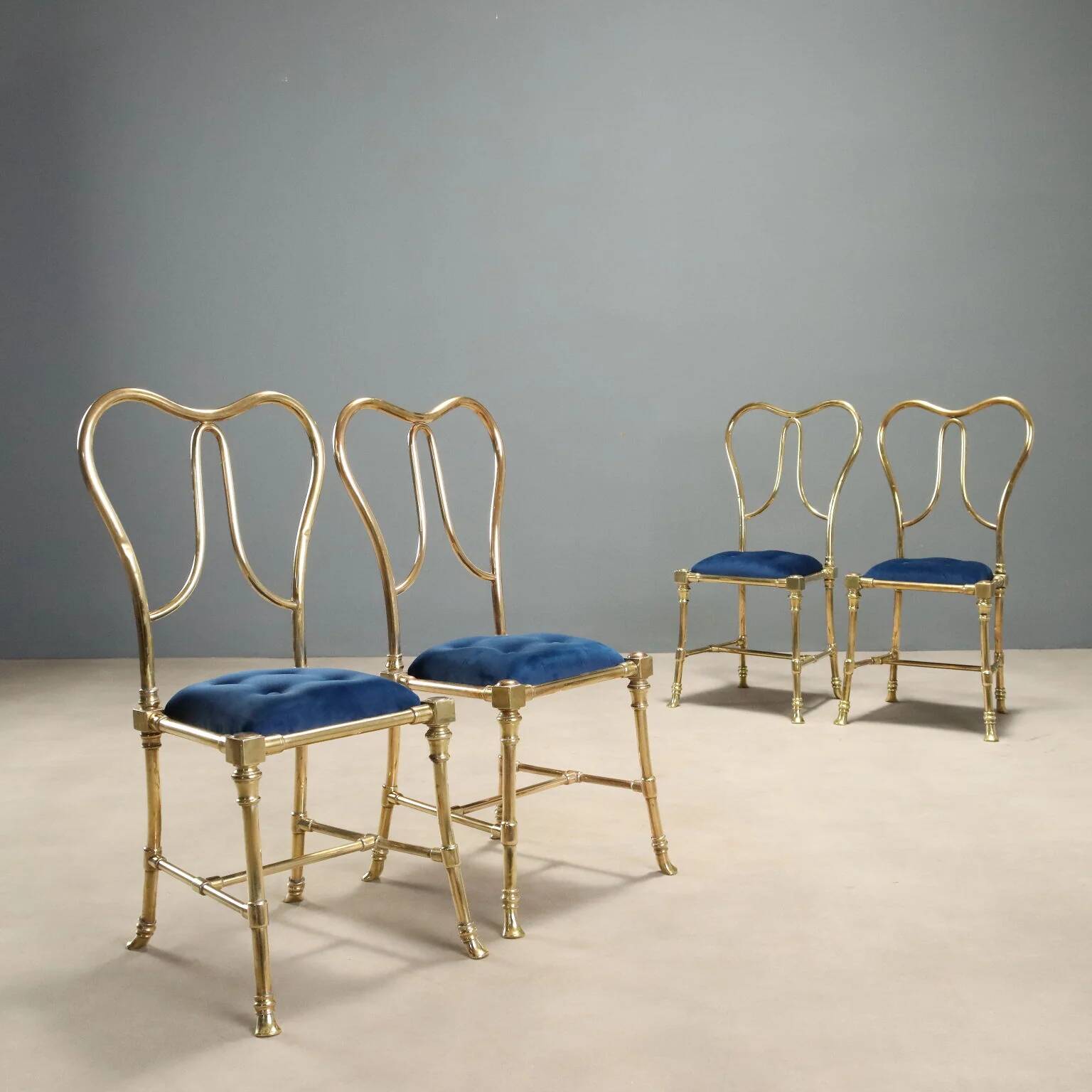 Set of 4 Jansen Argentina chairs from the 1950s.