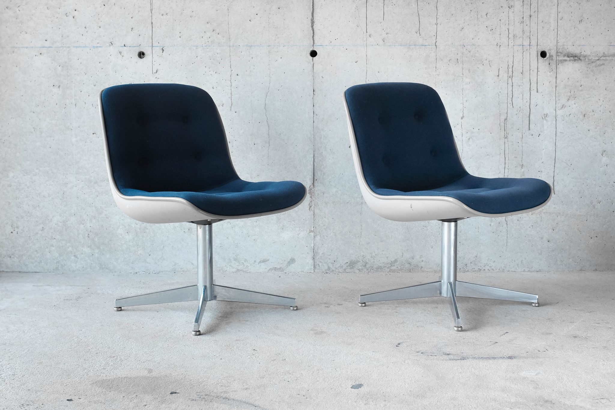 Pair of chairs of Randall Buck for Steelcase Strafor - 1970