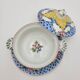 Bouillon and its porcelain display