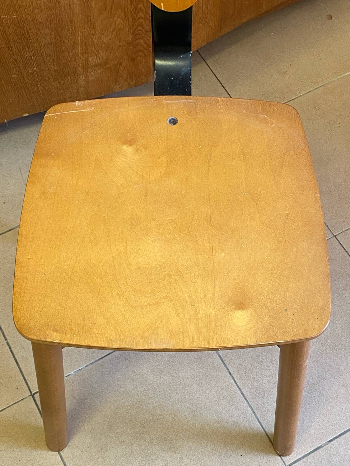 Chaise italienne année 80, en bois et métal