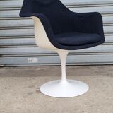 Tulip armchair by Eero Saarinen for Knoll