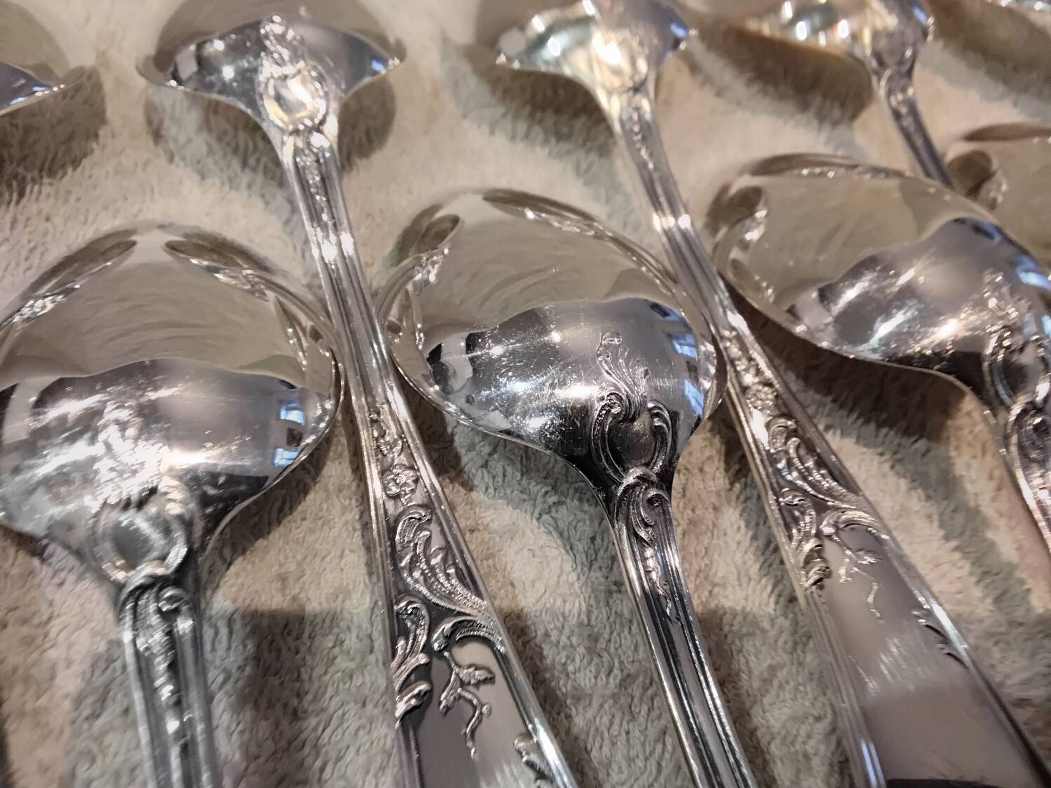 12 silver-plated dessert spoons, Ercuis silversmith, Louis XV 29
