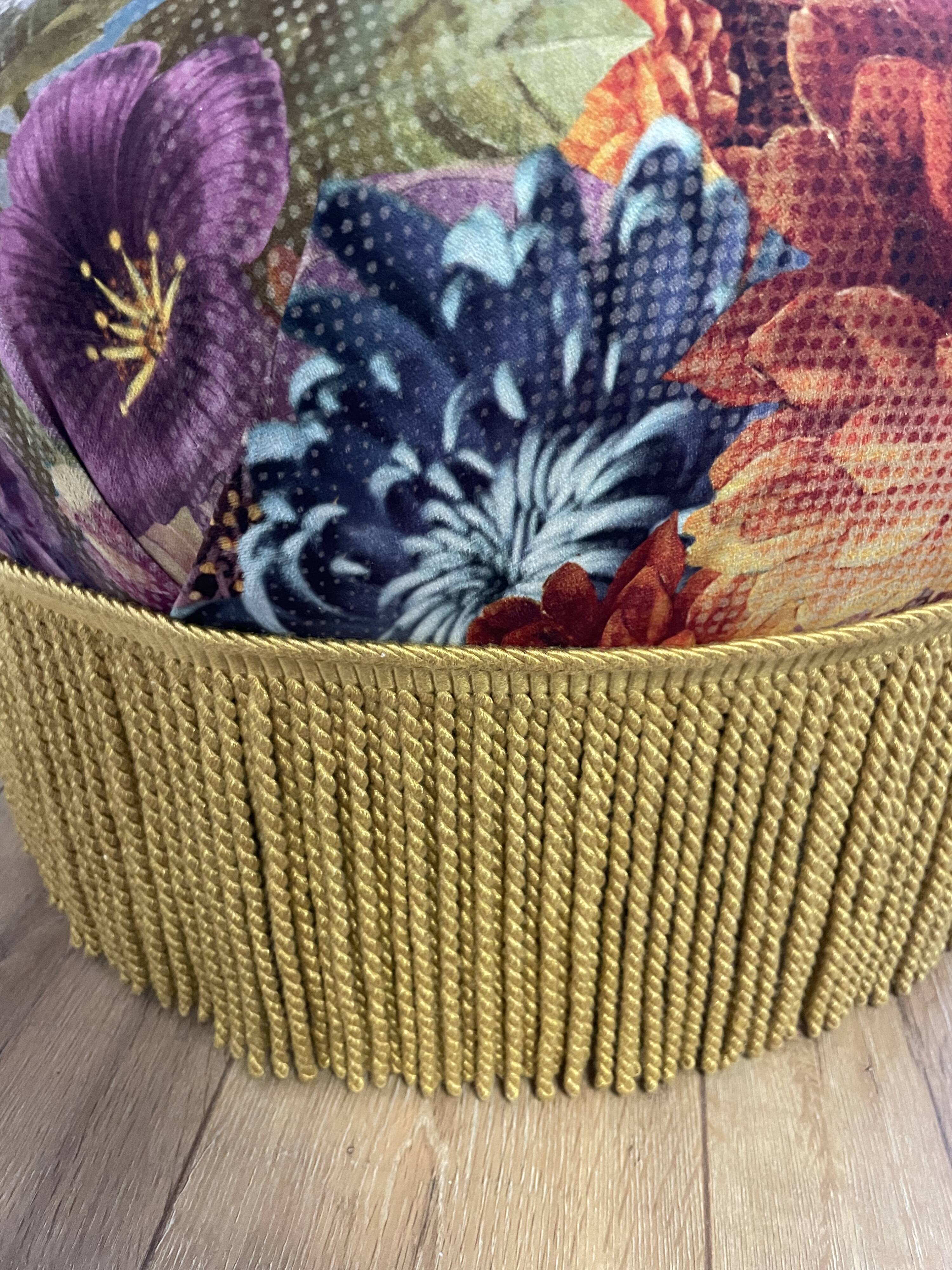 Humpback fireside chair