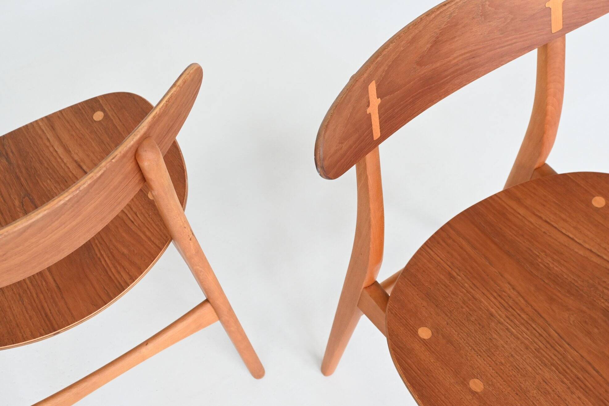 Chaises de salle à manger Hans Wegner Sawbuck CH30 Carl Hansen & Son Danemark 1952