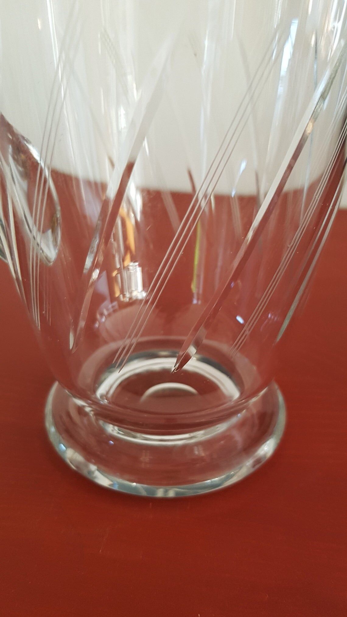 Glass carafe